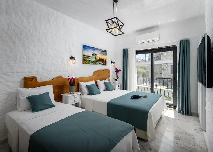 Fethi Baba Konagi * Алачати