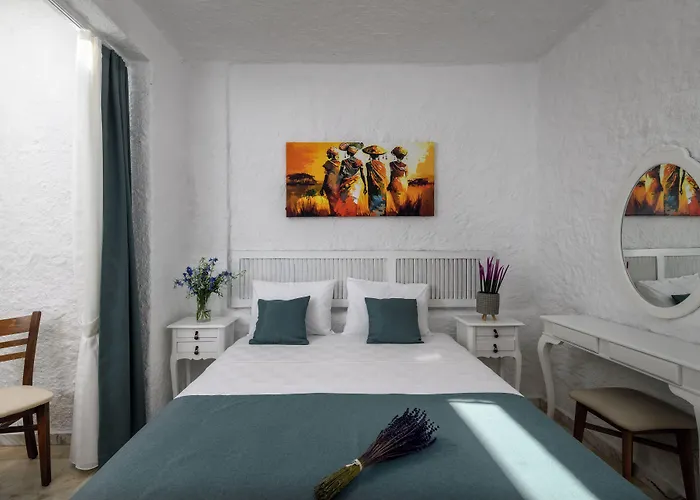 Fethi Baba Konagi * Алачати